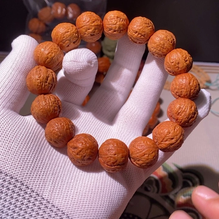 文玩核桃手串……7