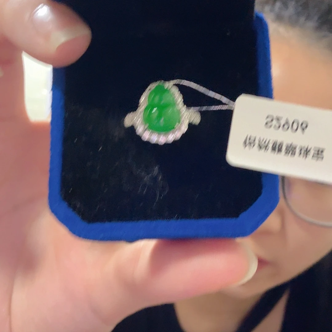 翡翠戒指银S925镶嵌戒指