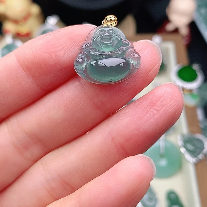 颈饰18K金镶嵌翡翠天**福吊坠