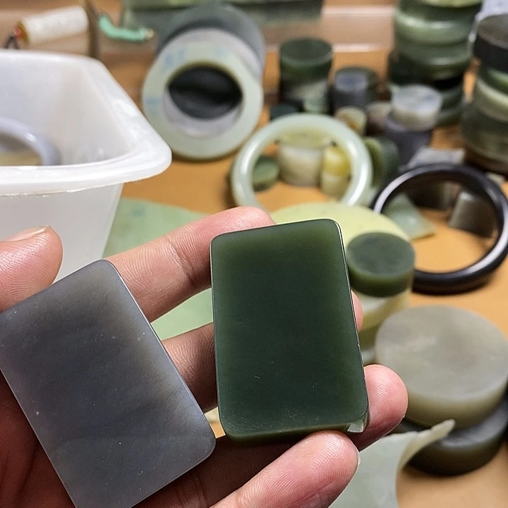 雨***箫和田玉（糖玉）未镶嵌珠宝半成品