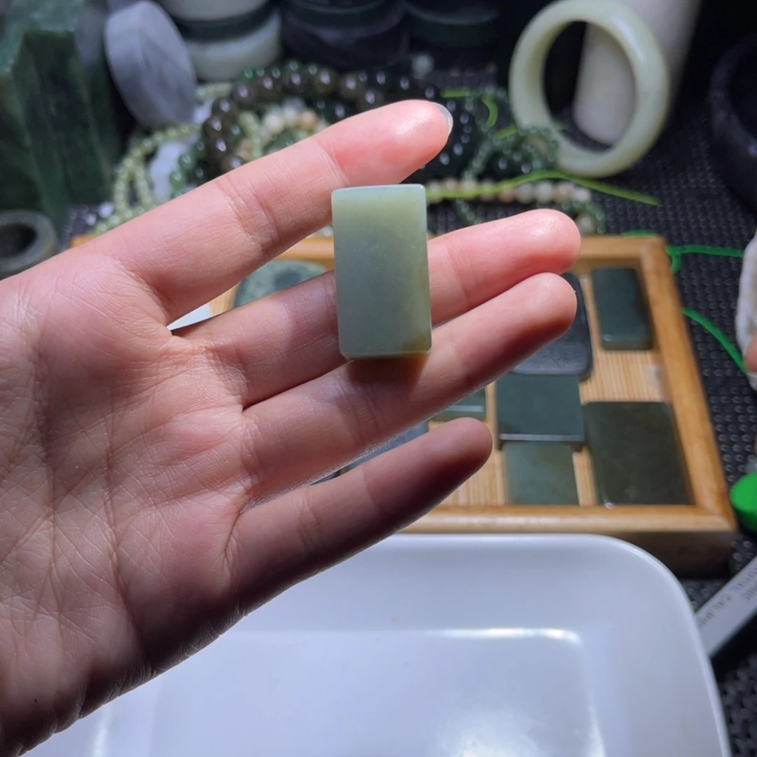 未镶嵌和田玉珠宝半成品