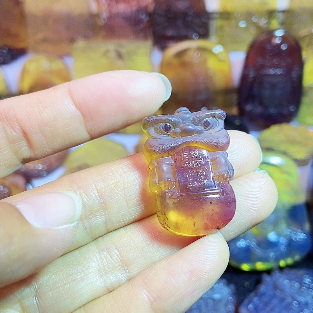 琥珀颈饰未镶嵌暴富