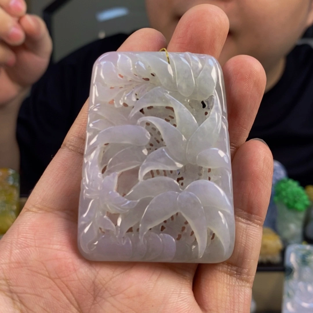 翡翠未镶嵌颈饰竹节牌