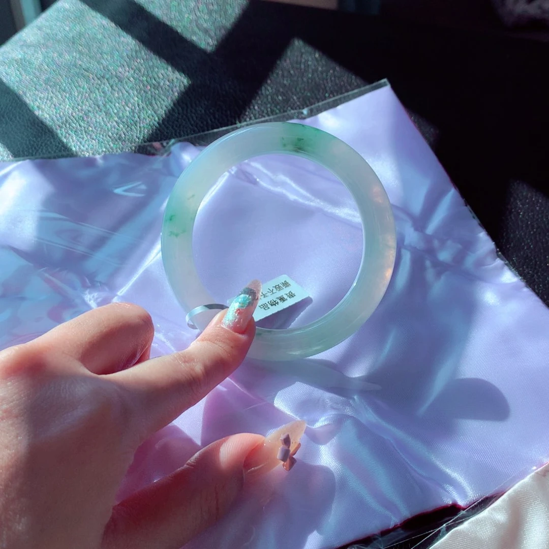 未镶嵌手镯翡翠番*干