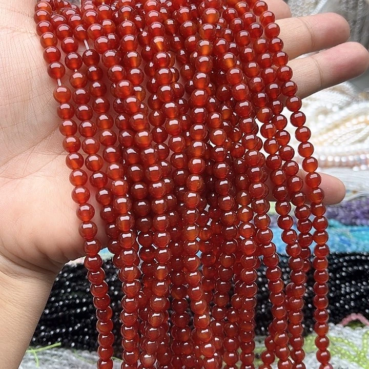 未镶嵌玛瑙/玉髓珠宝半成品一条6mm左右红玛瑙