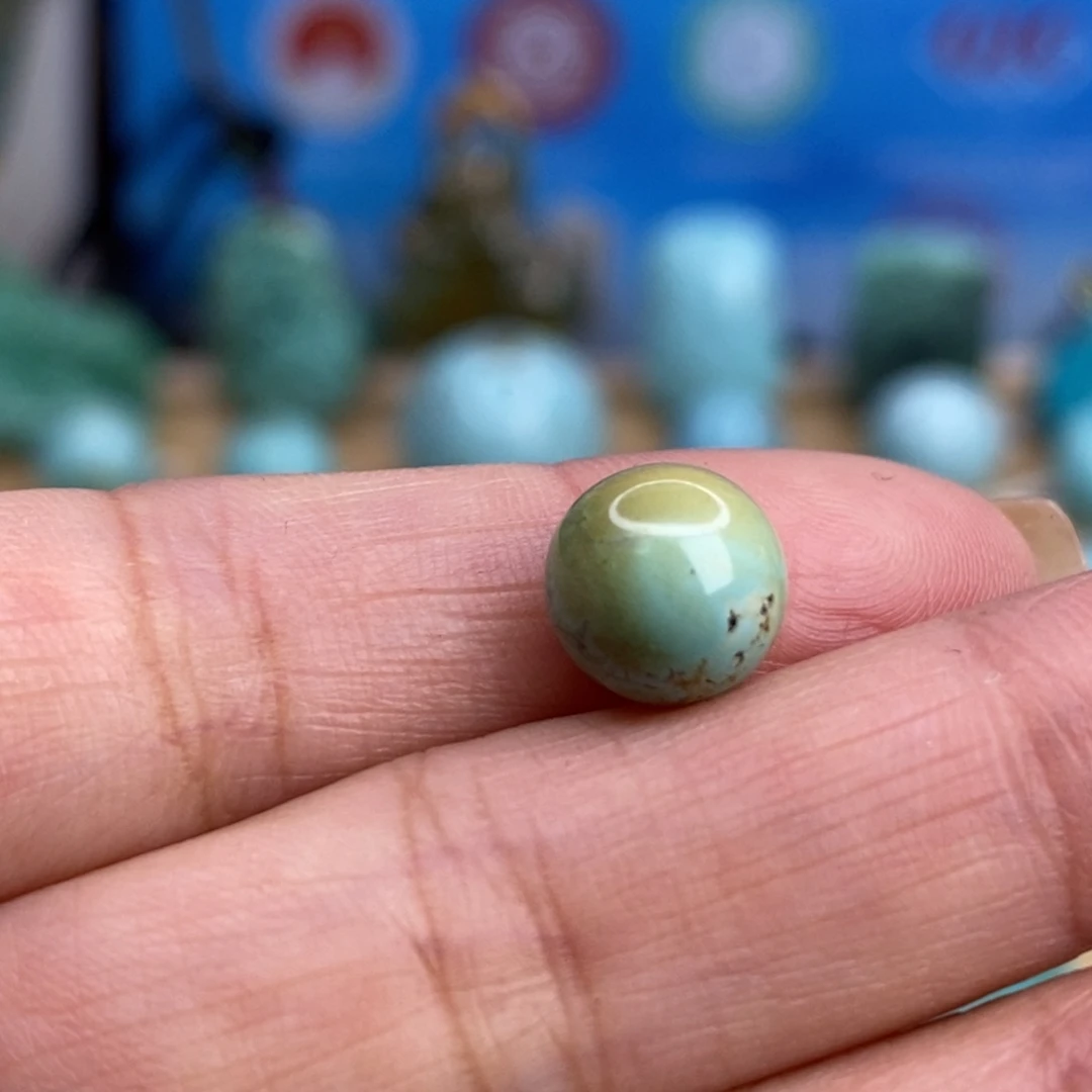 绿松石未镶嵌珠宝奇石8.8