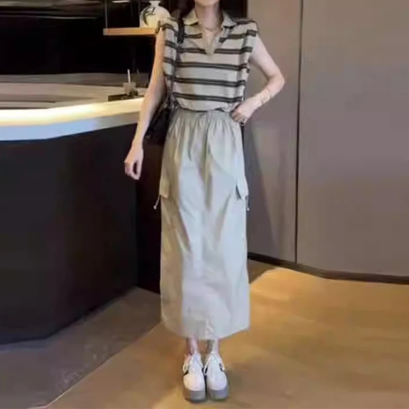 时尚套装裙女士2025年夏季新款显瘦条纹无袖T恤工装半身裙两件套