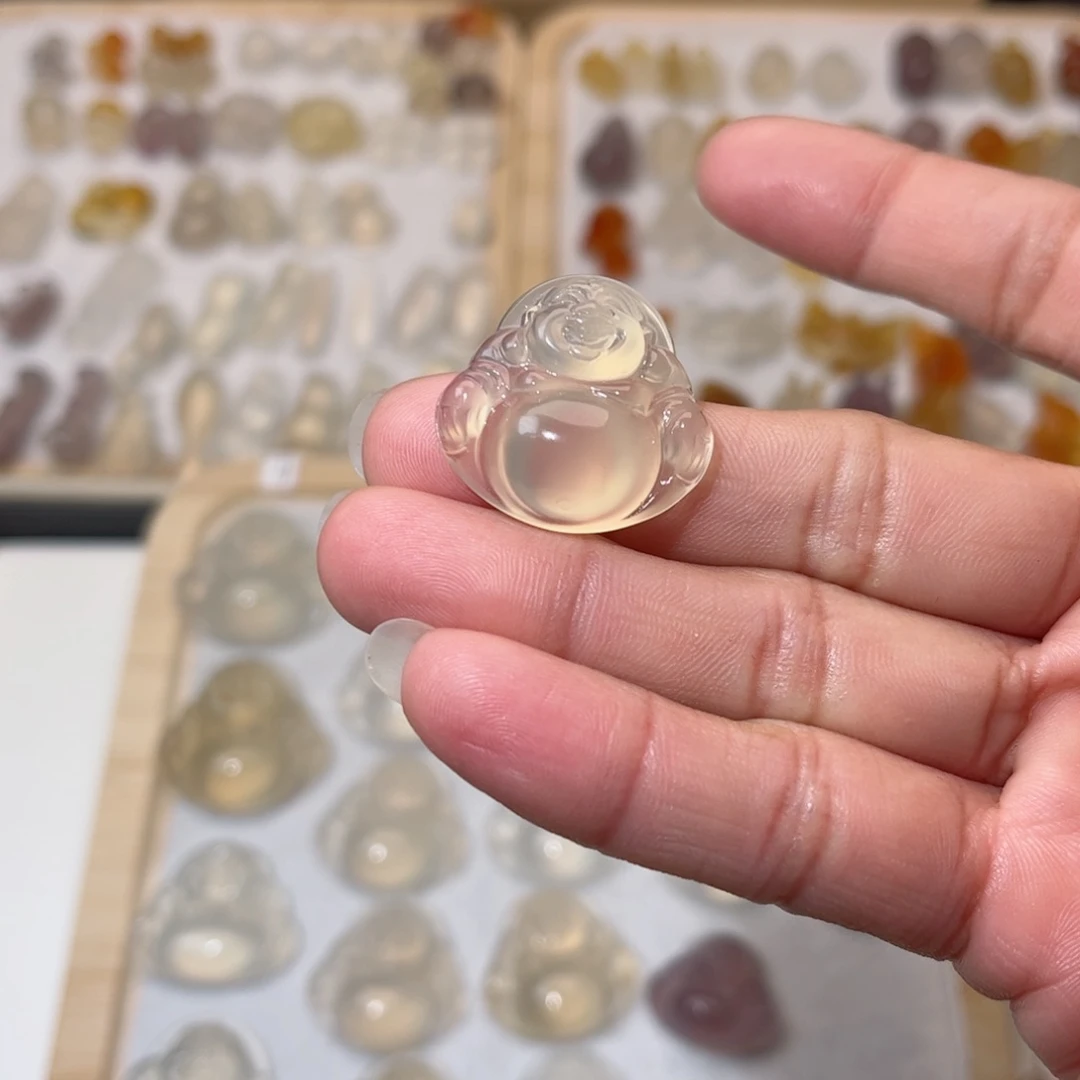 玛瑙/玉髓颈饰合金?****。