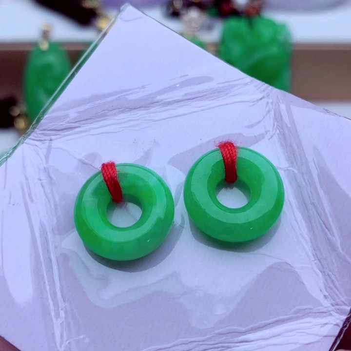 翡翠未镶嵌耳饰耳饰