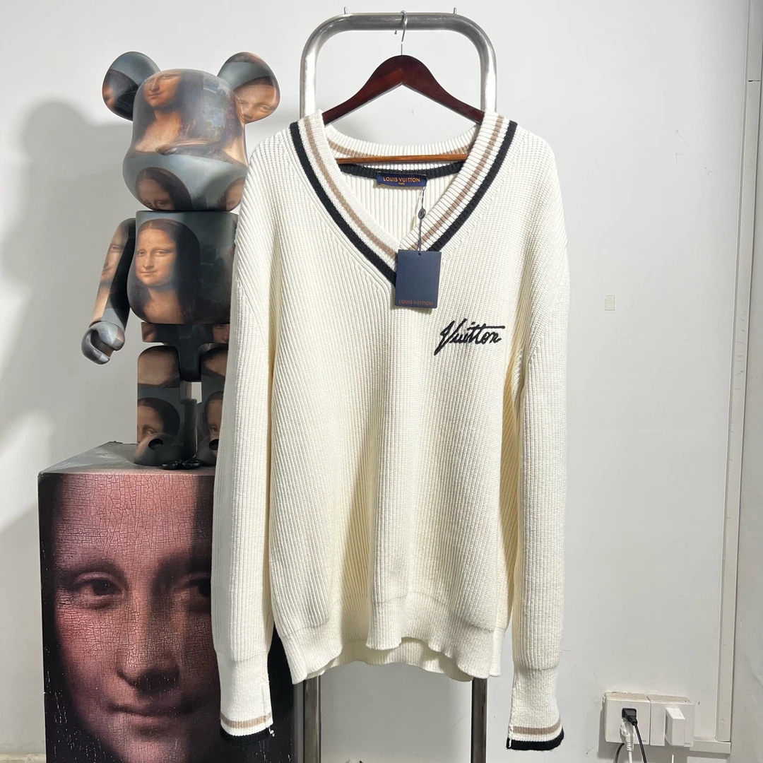 99新 LouisVuitton/路易威登 草写毛衣尺码L胸围64衣长81