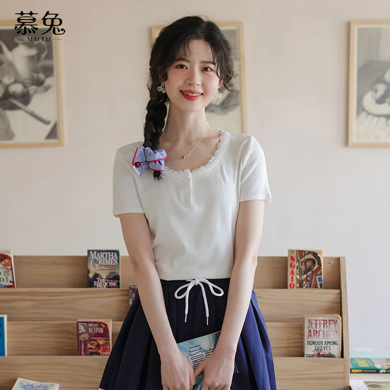 慕兔法式蕾丝拼接圆领短袖t恤女2025夏季新款小个子收腰正肩上衣