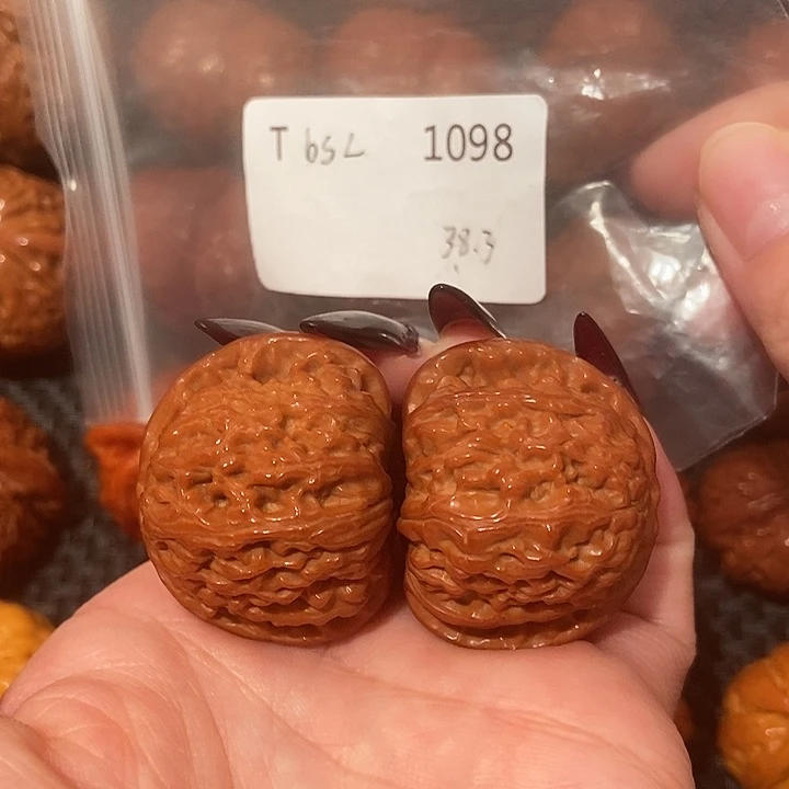 吊坠文玩核桃白狮子38