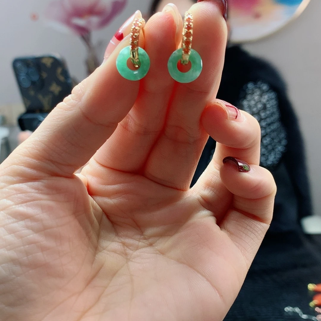 【闪购商品】翡翠耳饰未镶嵌，