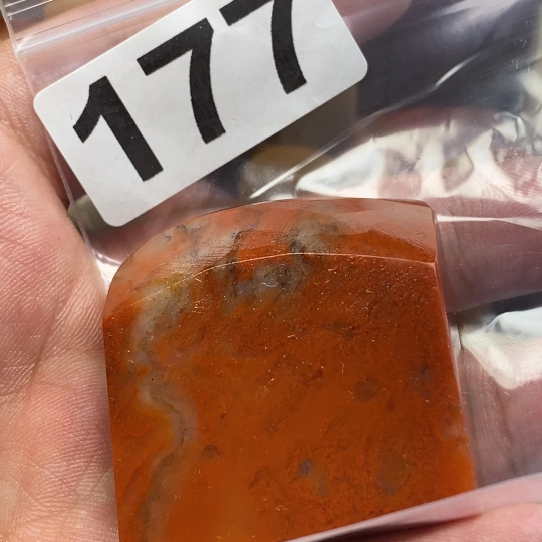 寿山石印石Q*老挝石111