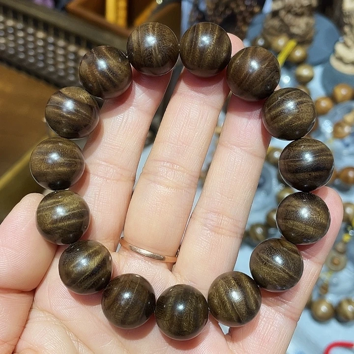 金丝楠阴沉绿料串1.5