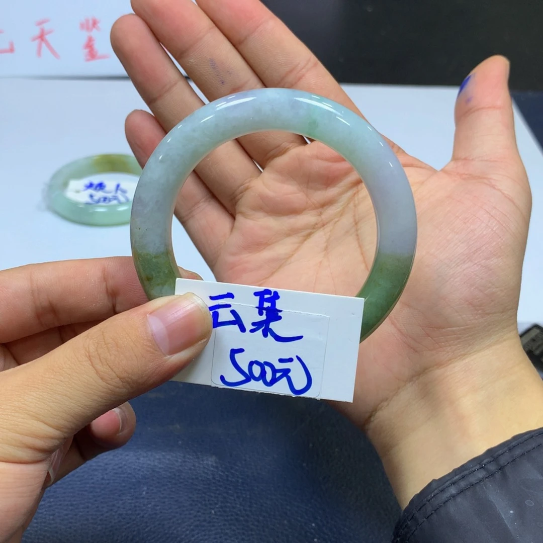 翡翠手镯未镶嵌千**集33111111111