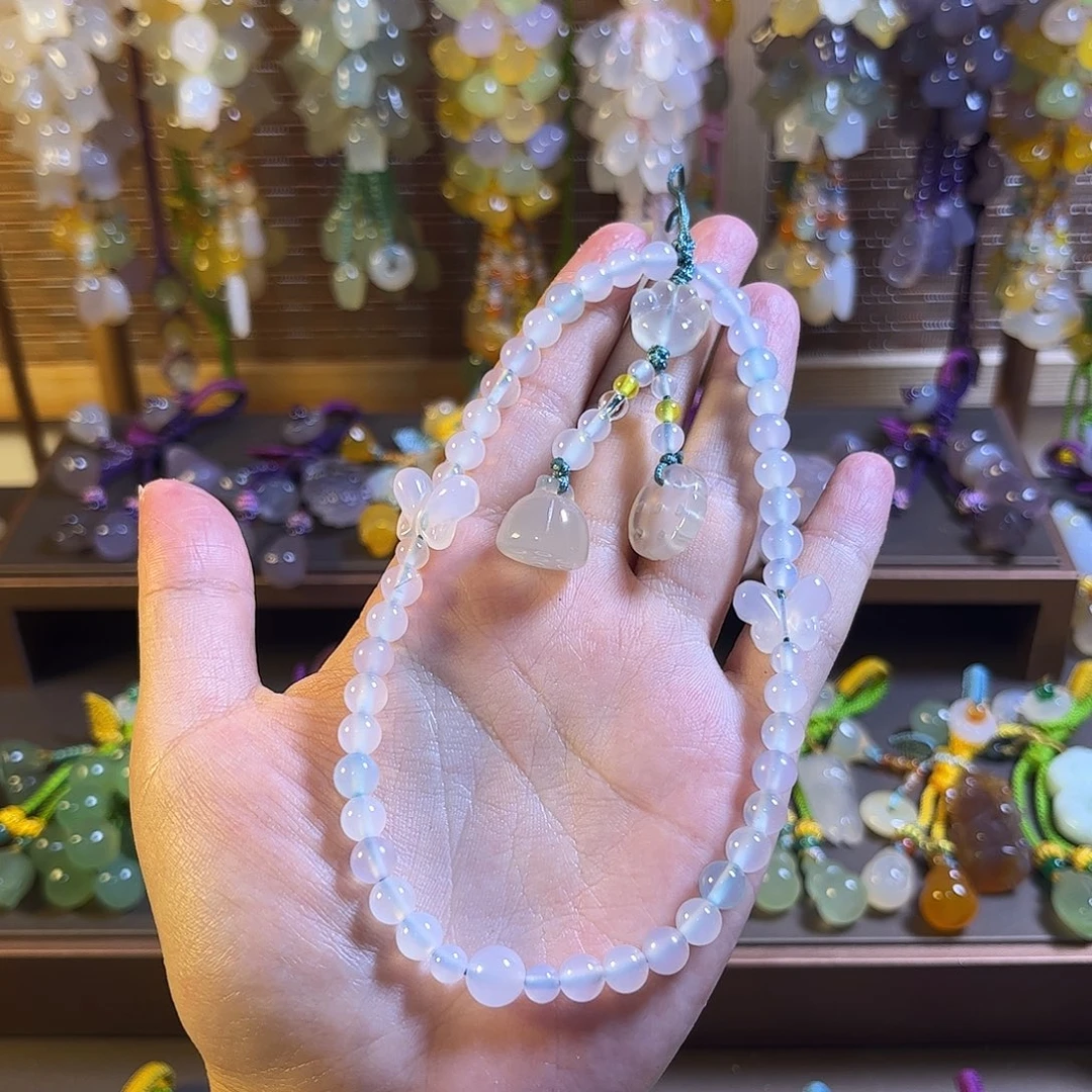 二***妞未镶嵌车挂玛瑙/玉髓手腕手机链