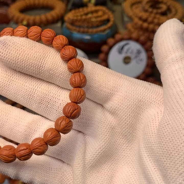 星***.桃核手串秦岭龙纹