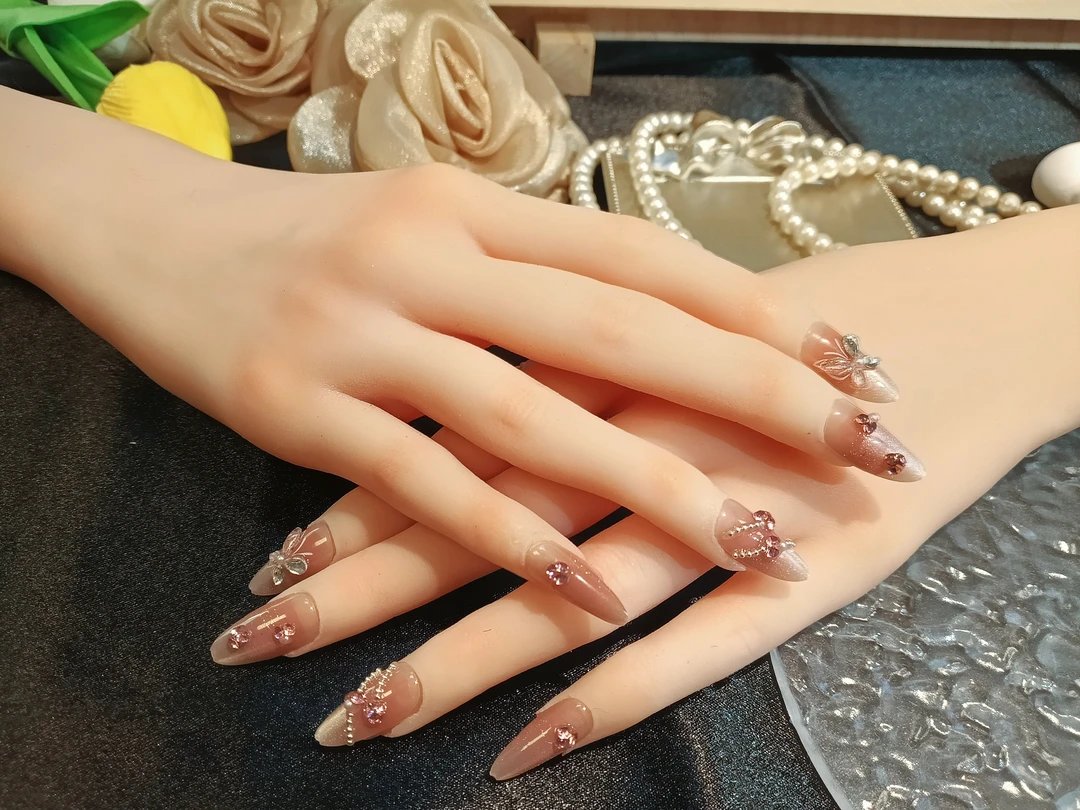 穿戴甲中水滴镶钻粉绪流光精致爆款优雅仙女美甲片-BY1632-JHSC