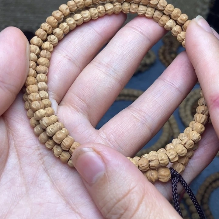 【闪购商品】吊坠柏香籽/百香籽