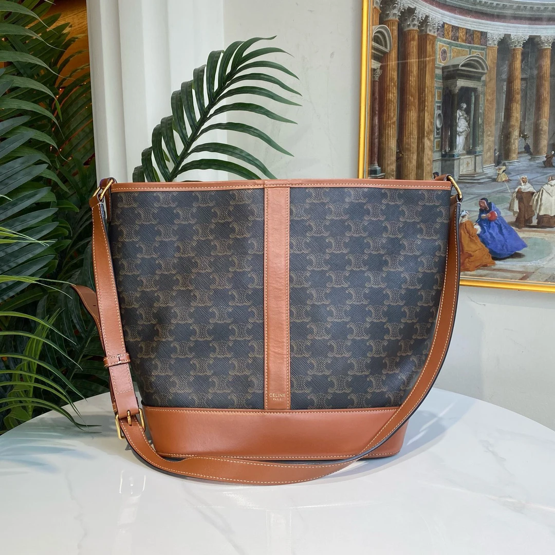 95新 Celine/思琳 御古屋/53061/中号老花水桶