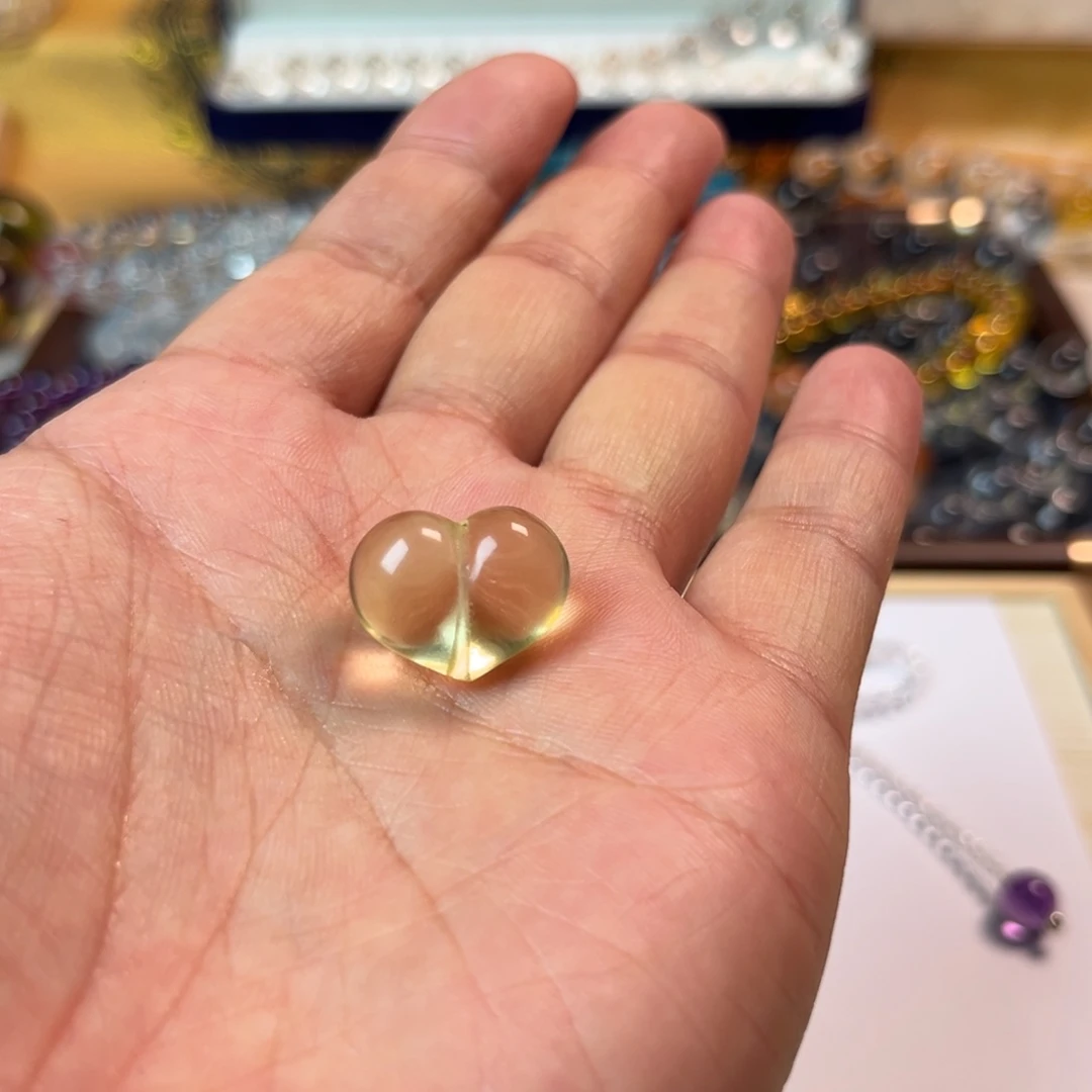 【闪购商品】水晶手链未镶嵌黄水小屁桃