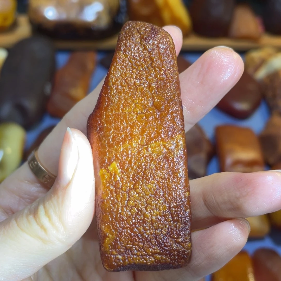 定制琥珀未镶嵌原石