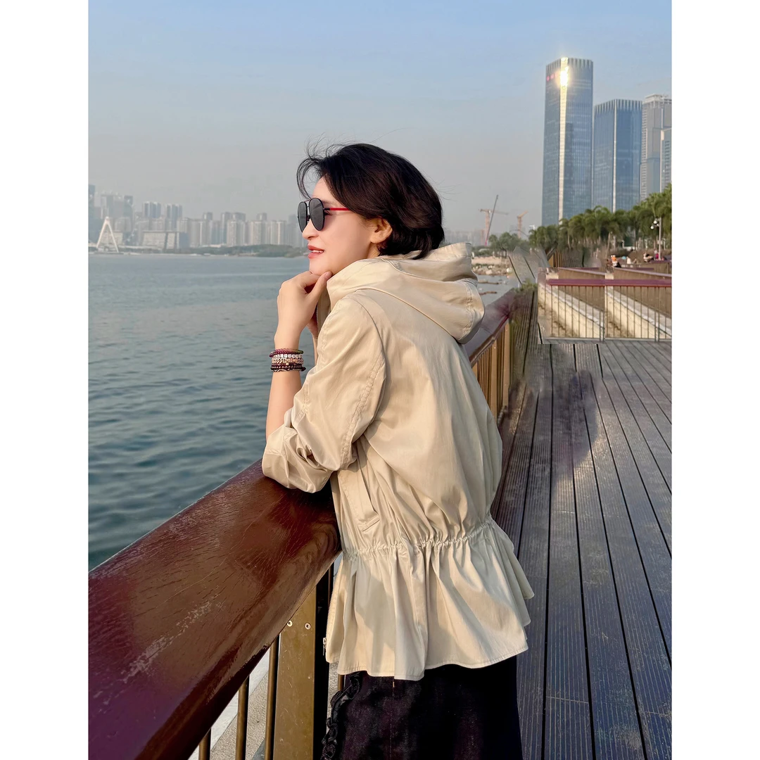 我是摩羯 春风知我意 C细纱支尼龙日本喷气式织造连帽外套风衣