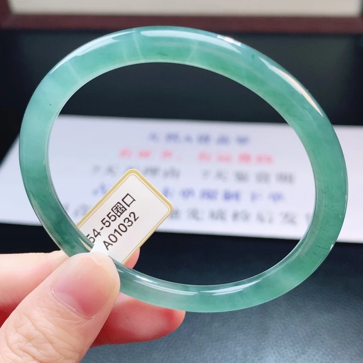 翡翠未镶嵌手镯翡翠手镯39