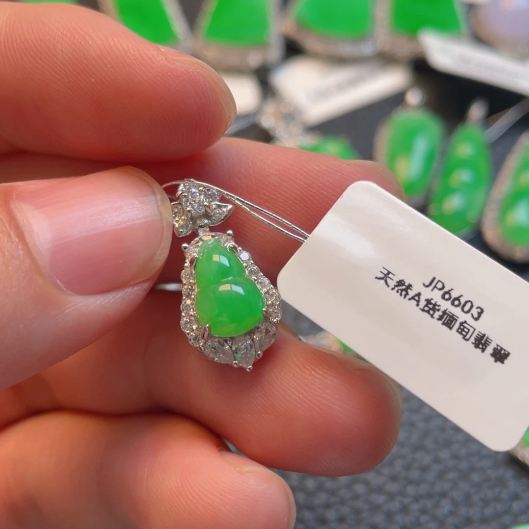 翡翠银S925镶嵌颈饰