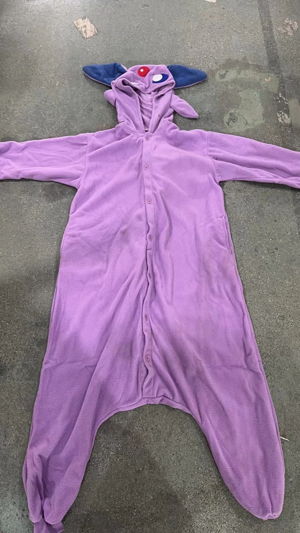 微瑕污渍紫色蓝耳朵连体服连体服发1件