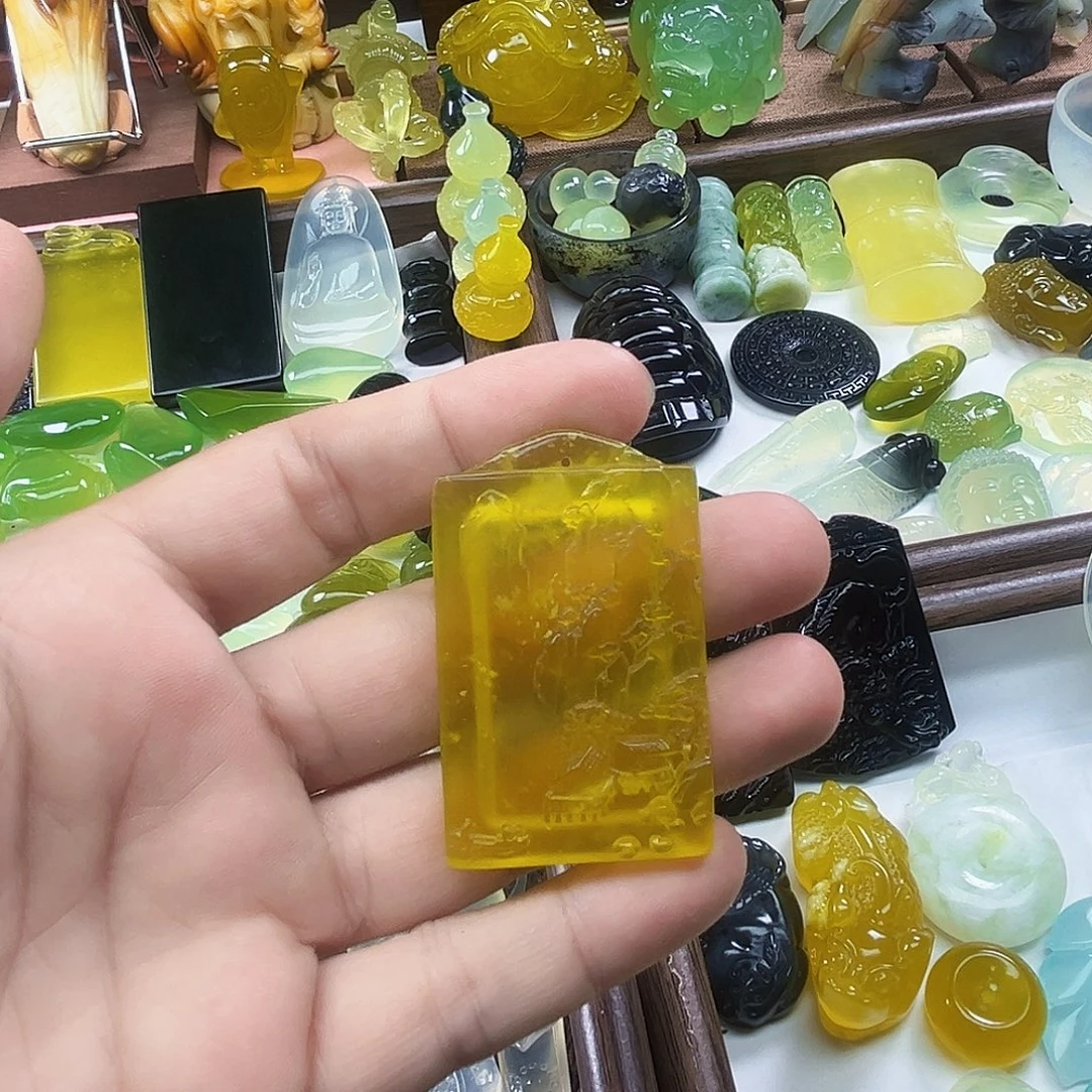 岫玉未镶嵌吊坠(不含链)