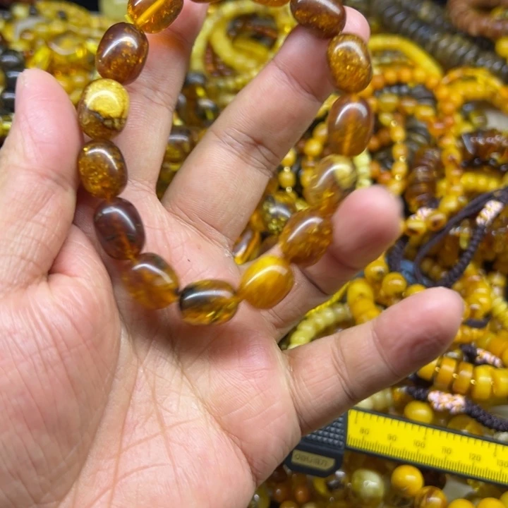 琥珀未镶嵌珠宝奇石