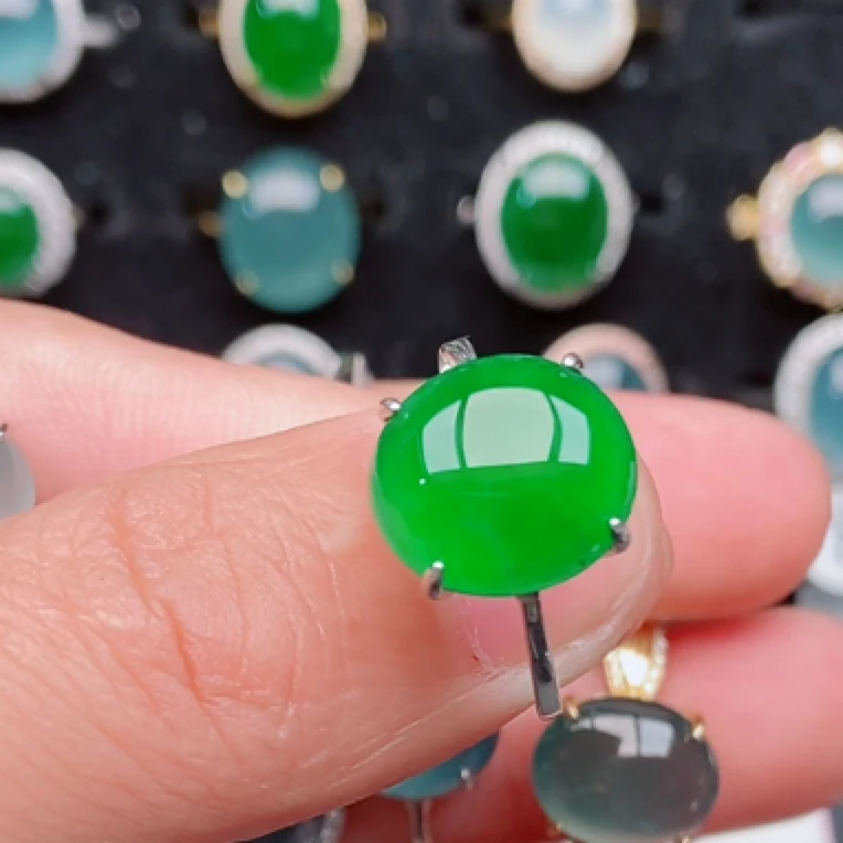 S925银镶嵌纯天然a货翡翠戒指