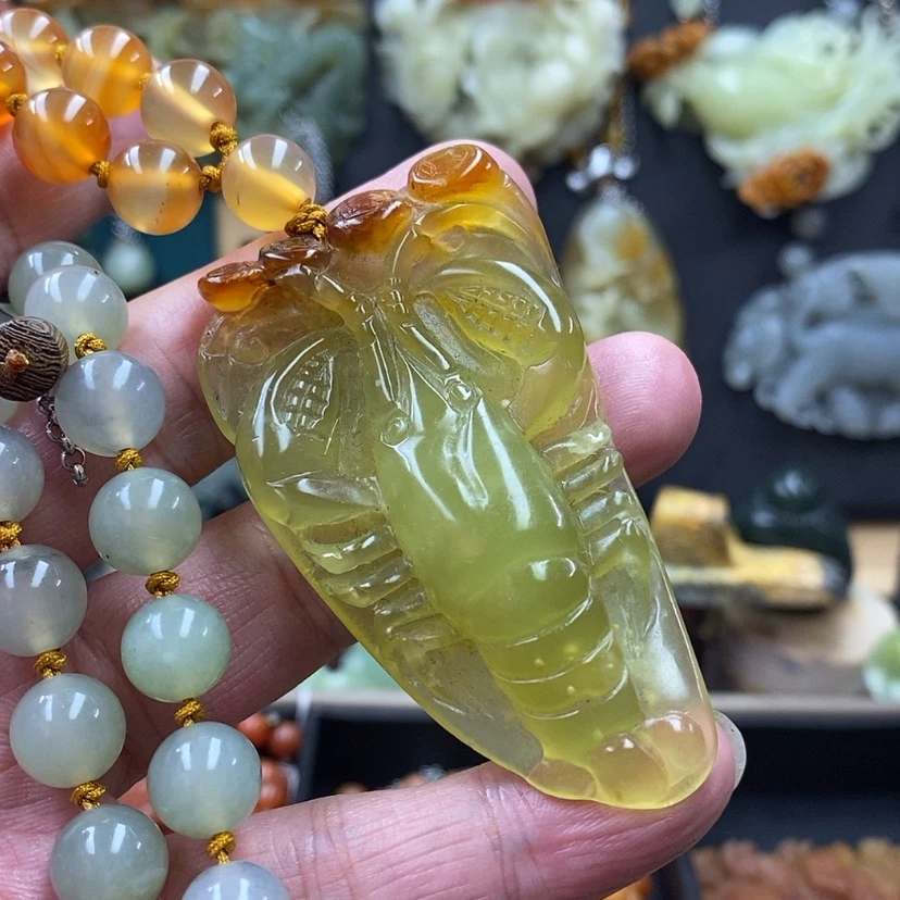 【闪购商品】蛇纹石玉吊坠未镶嵌