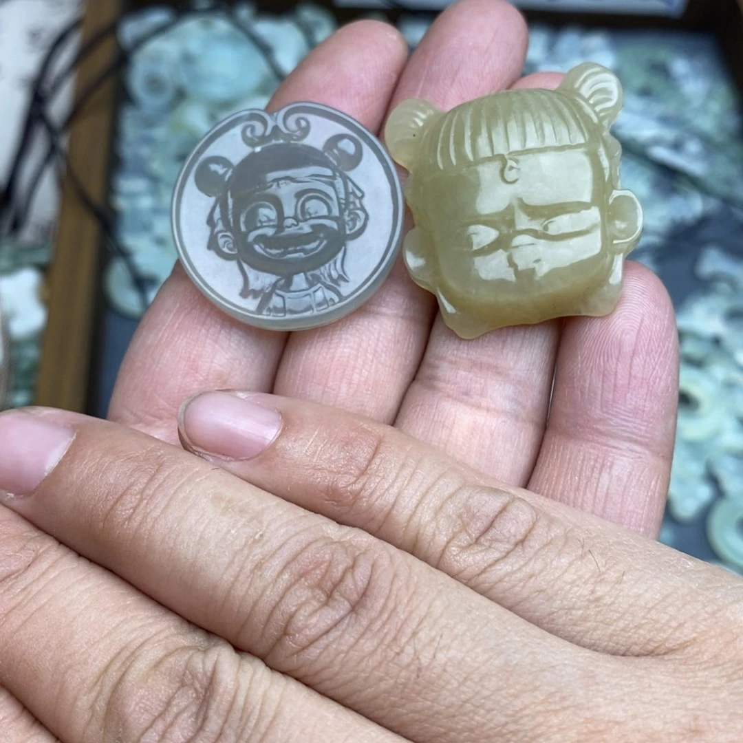 岫玉假一赔十默认微瑕，不退不换绑好绳子发货未镶嵌