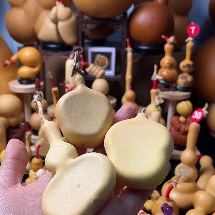 是***呀葫芦丝老师恩哈下班没想到自己