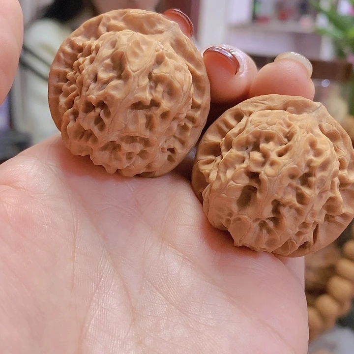 【闪购商品】文玩核桃把件38大石窝蜡皮