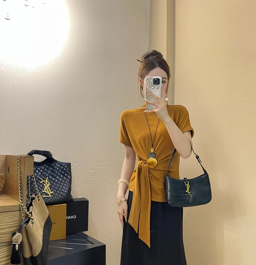 韩国东大门秋季新款腰带短袖T恤高级感洋气百搭显瘦轻奢复古修身