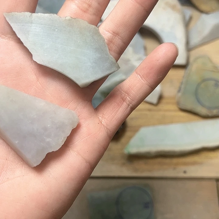 翡翠颈饰未镶嵌阿*纯天然缅甸翡翠