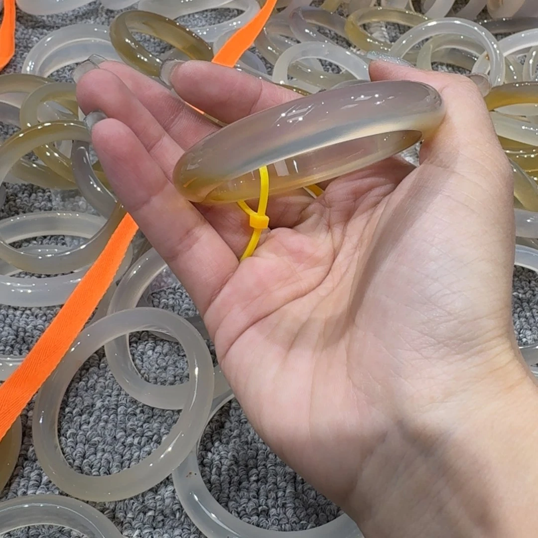 玛瑙/玉髓手镯未镶嵌唔****_34