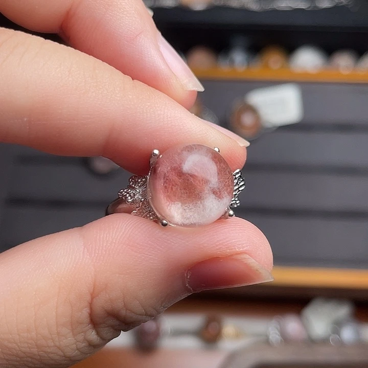 大***气银S925镶嵌戒指水晶