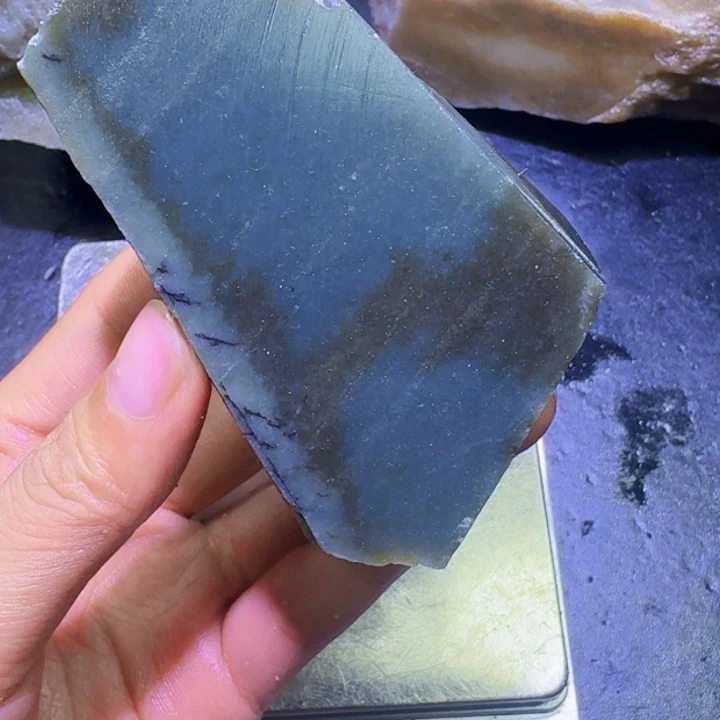 和田玉未镶嵌珠宝半成品