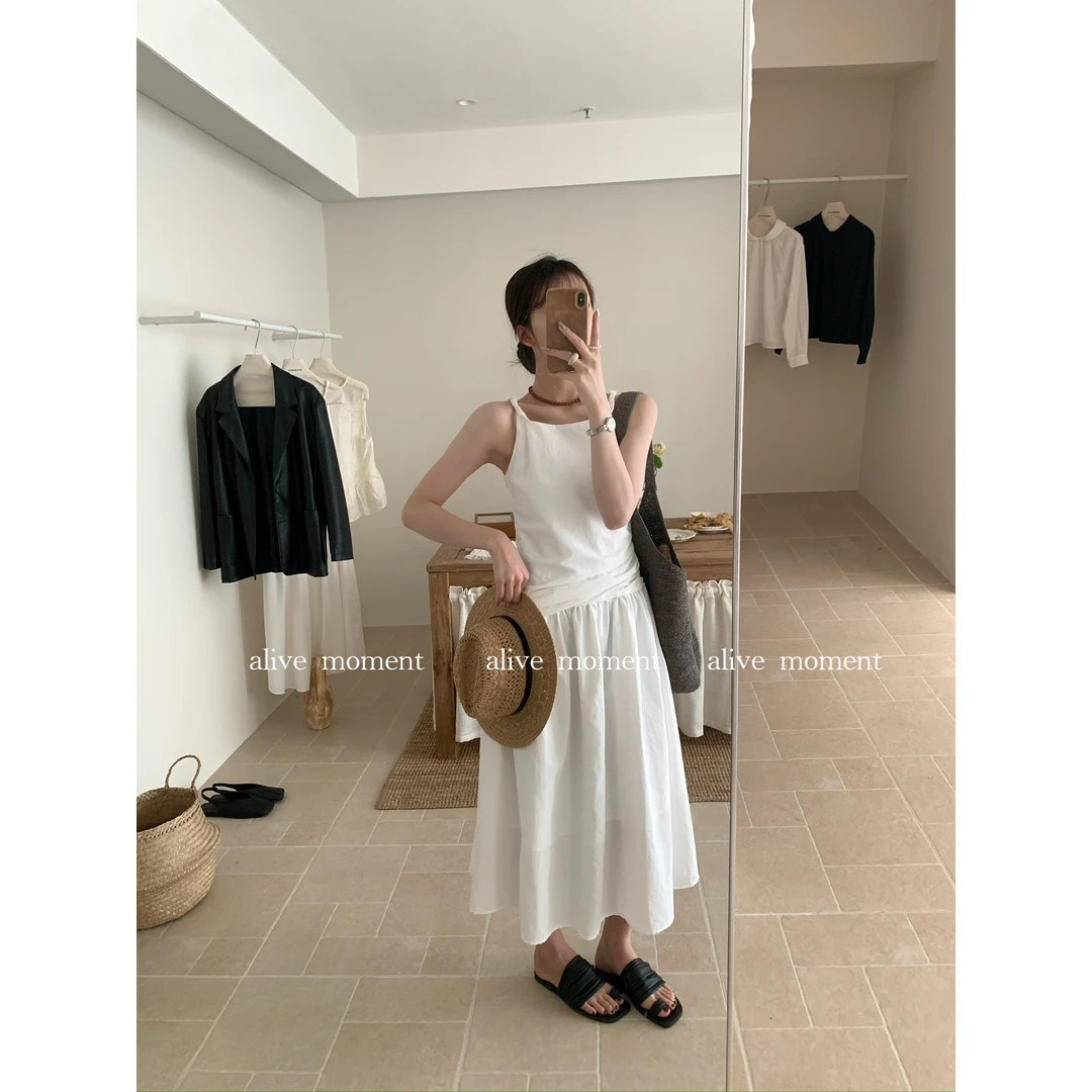 J-50858#清冷艺术感的夏日氛围穿搭轻松get~设计感吊带连衣裙