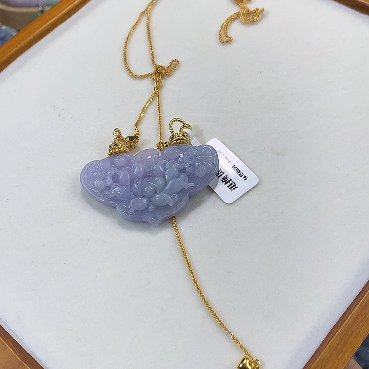 翡翠未镶嵌颈饰翡翠吊坠