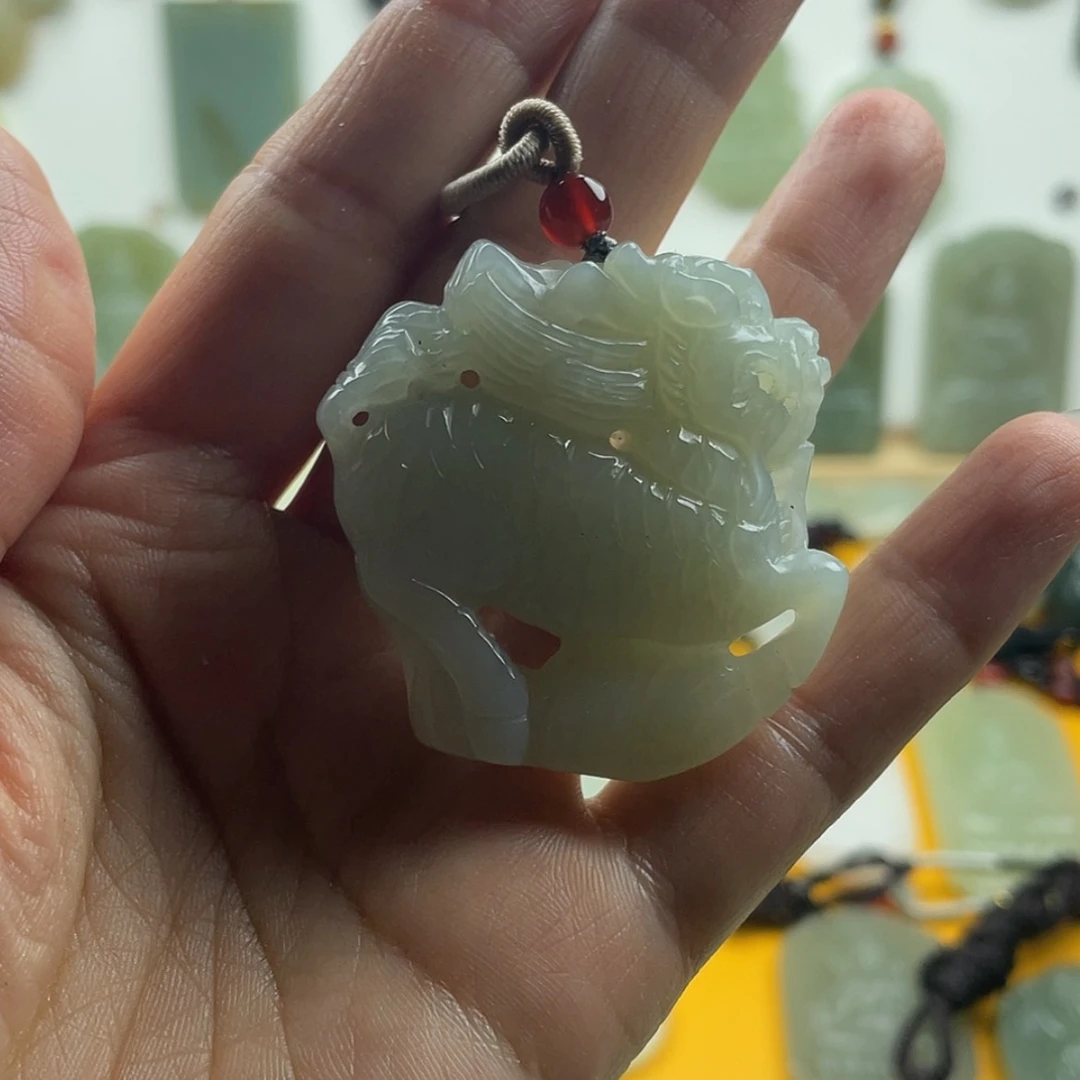 【闪购商品】双面雕麒麟吊坠