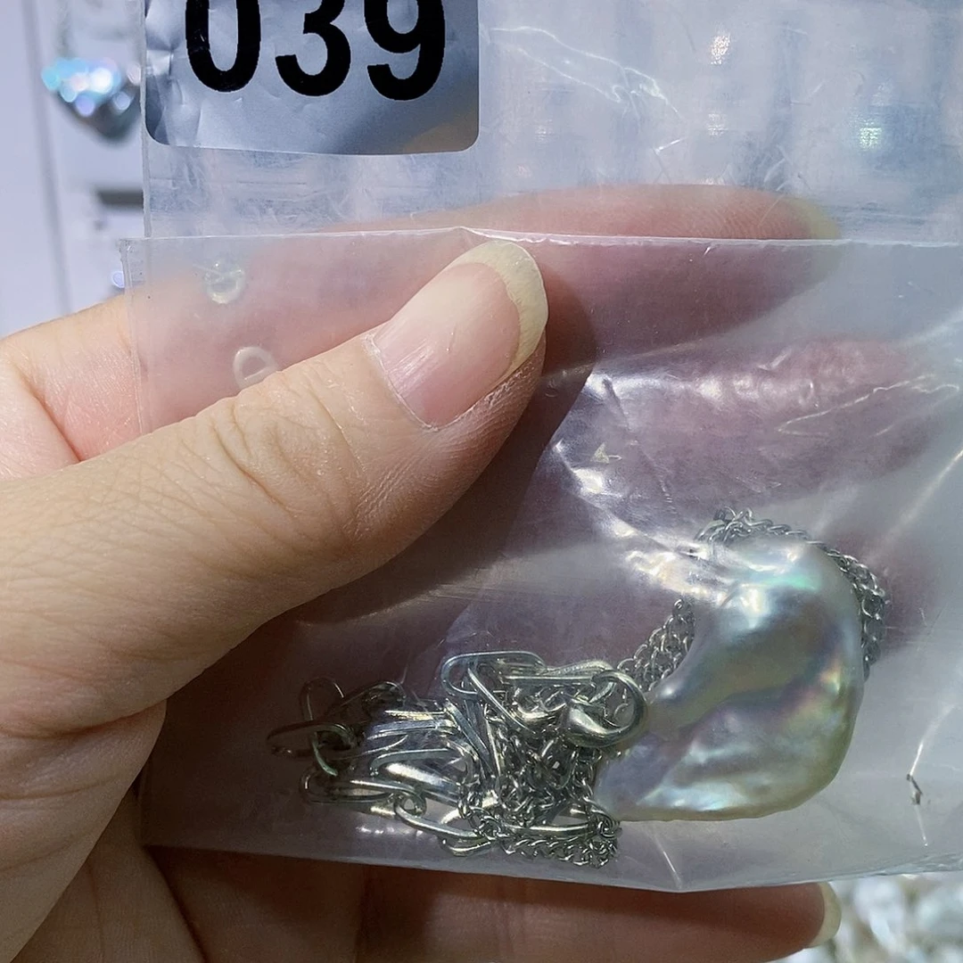 淡水珍珠合金颈饰