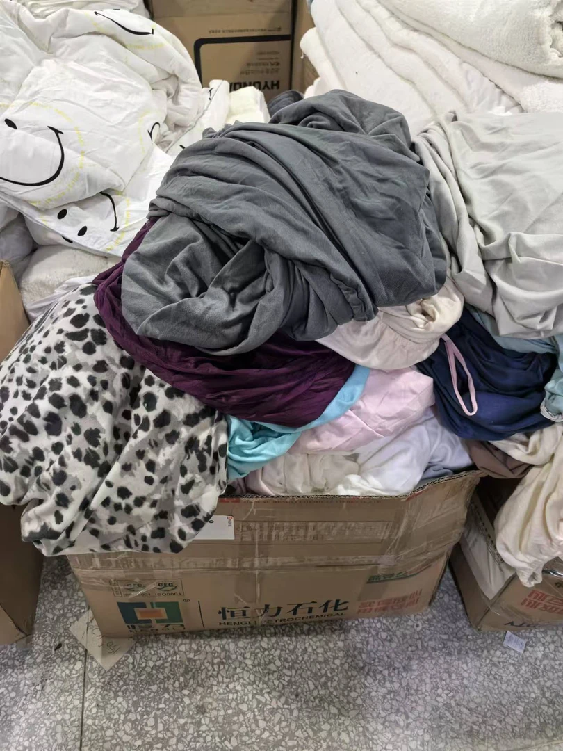 《厚广家》3楼150×200杂款摇粒绒床笠 发1张 不挑色