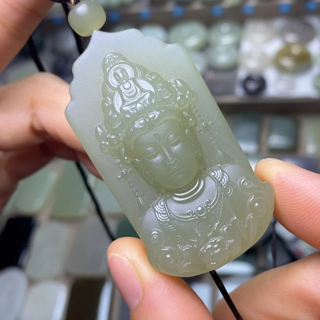 和田玉颈饰未镶嵌