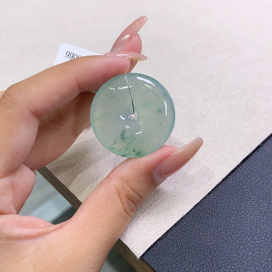 翡翠未镶嵌吊坠(不含链)30.8-5.8